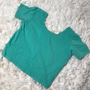 AMERICAN APPAREL CROP TOP ☘️